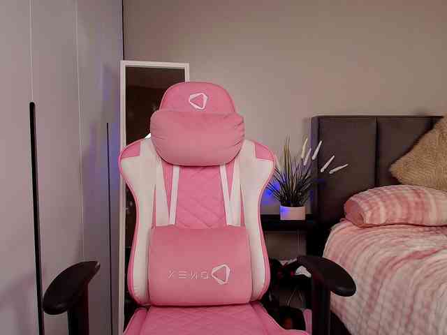 webcam adult free Pinkie-Pie