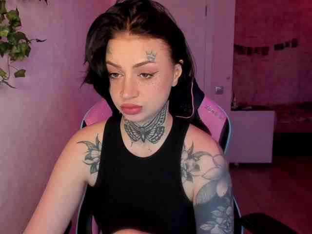 Lil_Lu webcam