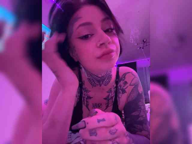 Lil_Lu webcam
