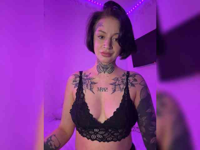 Lil_Lu webcam