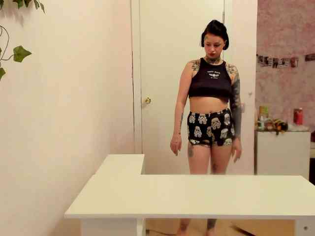 Lil_Lu webcam