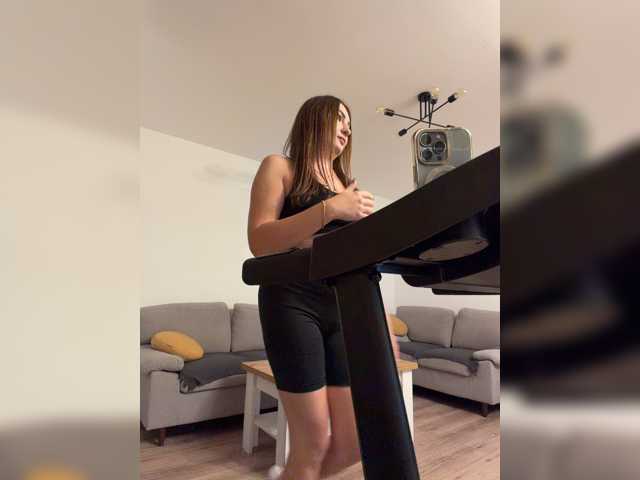 kriss-kisa, live now on BongaCams