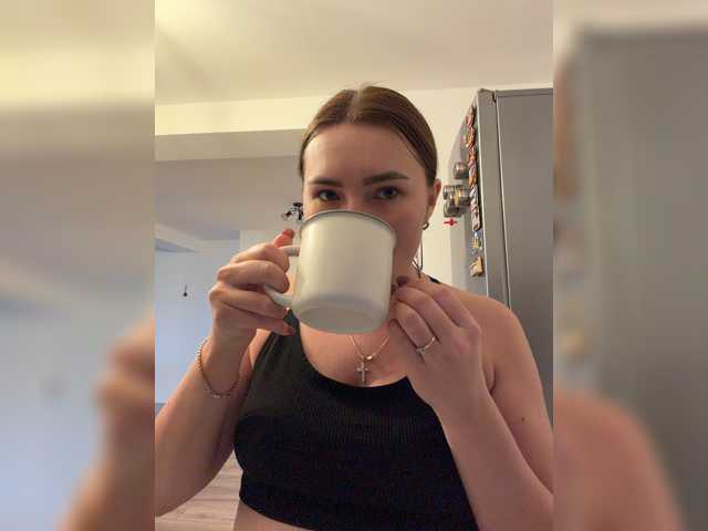 kriss-kisa, live now on BongaCams
