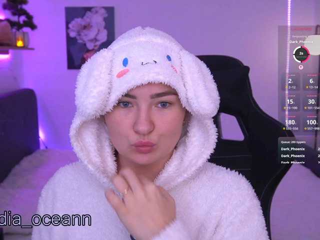 Diana_Ocean live cam preview