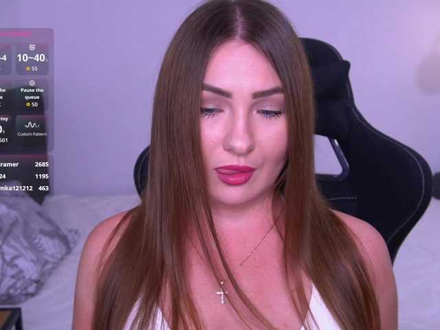 kriss-kisa live cam on BongaCams