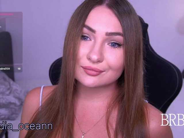 kriss-kisa live cam on BongaCams