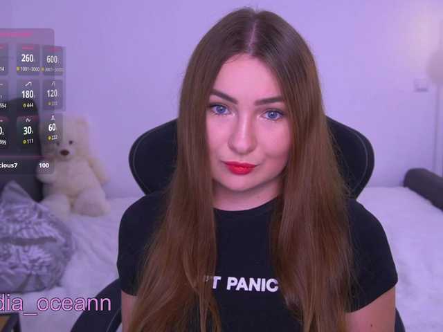 kriss-kisa live cam on BongaCams