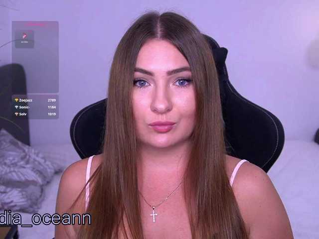kriss-kisa live cam on BongaCams
