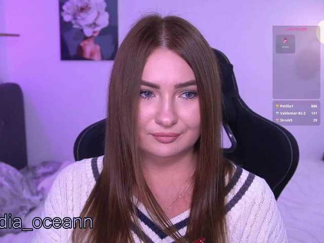 kriss-kisa live cam on BongaCams