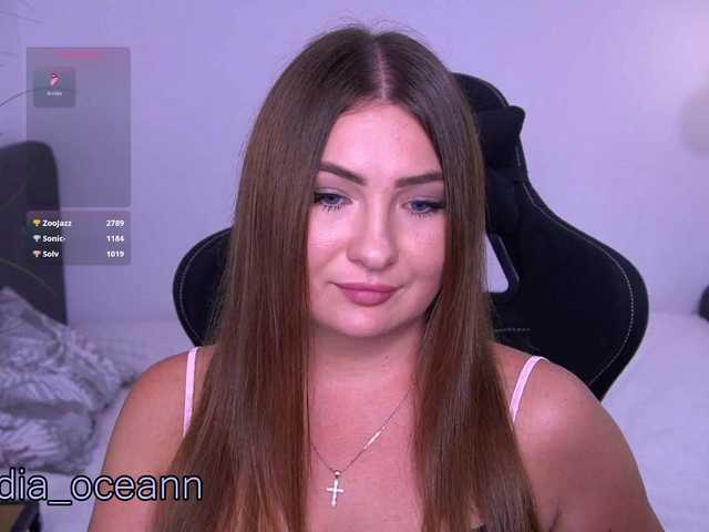 kriss-kisa live cam on BongaCams