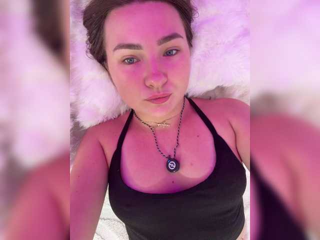 kriss-kisa, live now on BongaCams