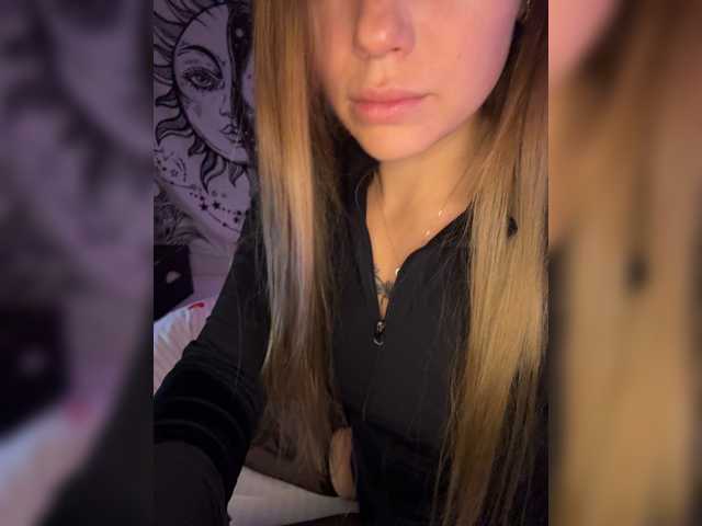 Villanelle live cam on BongaCams