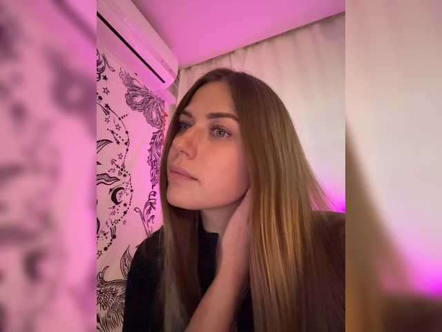 Villanelle live cam