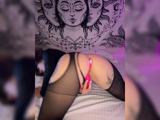 Villanelle live cam on BongaCams