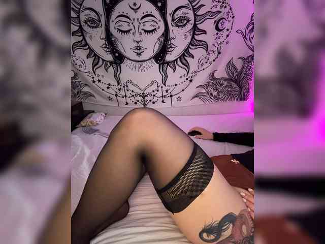 Villanelle Sex Cam Show