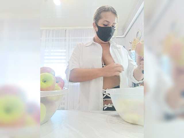 Kimmmmis live cam on BongaCams