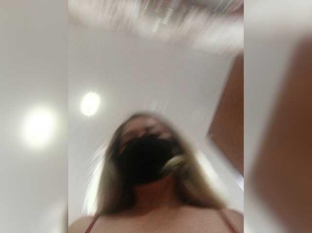 Kimmmmis live cam on BongaCams