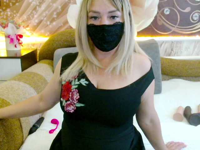 Kimmmmis live cam on BongaCams
