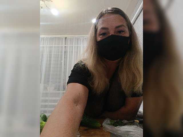 Kimmmmis live cam on BongaCams