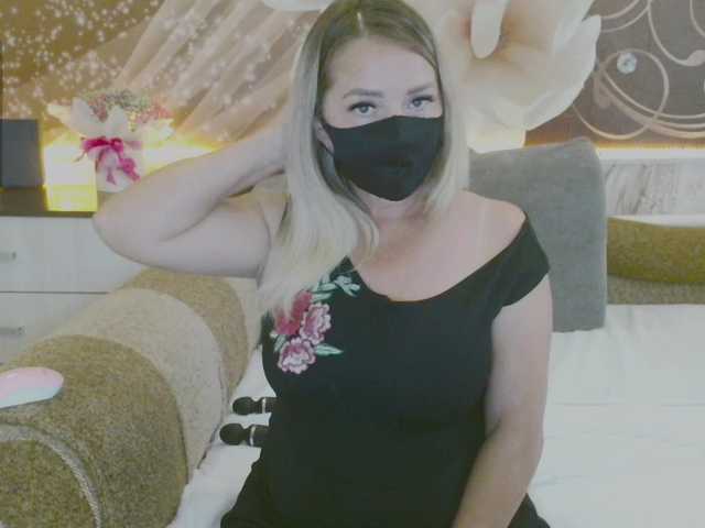 Kimmmmis live cam on BongaCams