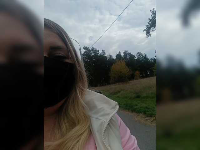 Kimmmmis, live now on BongaCams