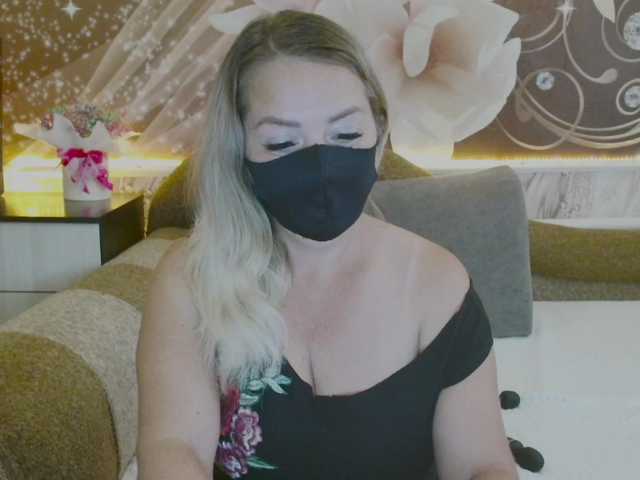 Kimmmmis live cam on BongaCams