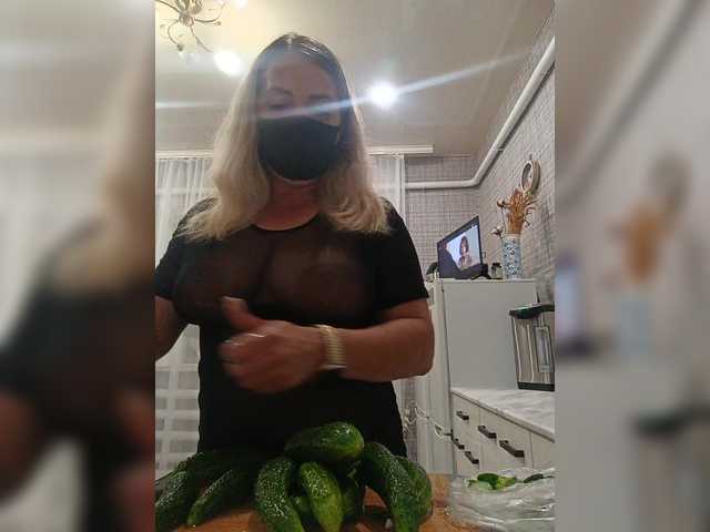 Kimmmmis live webcam show