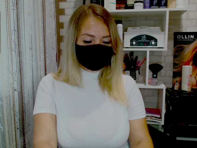 Kimmmmis live cam on BongaCams
