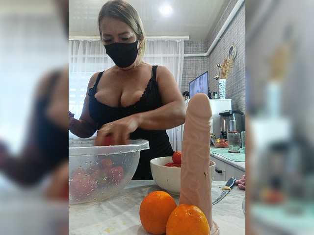 Kimmmmis live cam on BongaCams