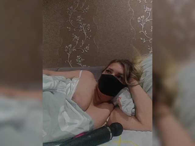 Kimmmmis live cam on BongaCams