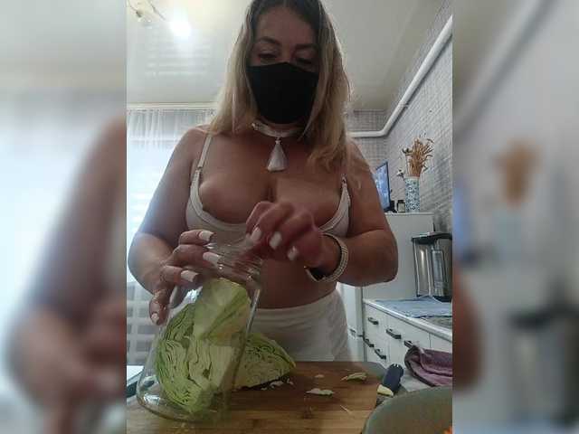 Kimmmmis live cam on BongaCams