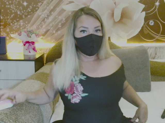 Kimmmmis live cam on BongaCams