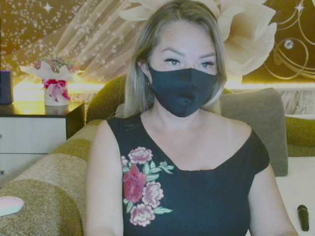 Kimmmmis live cam on BongaCams