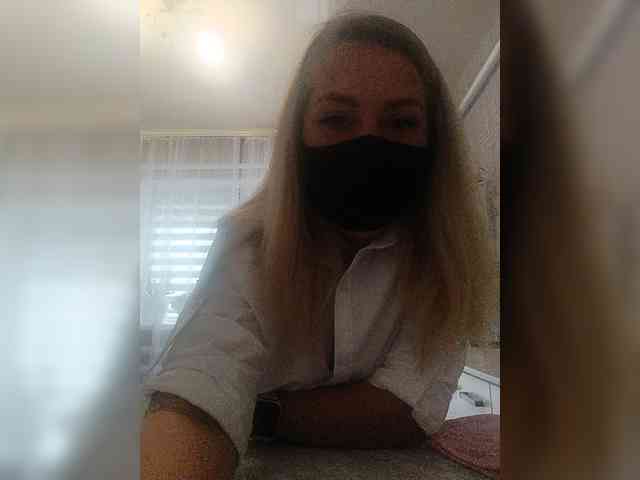 Kimmmmis Sex Cam Show