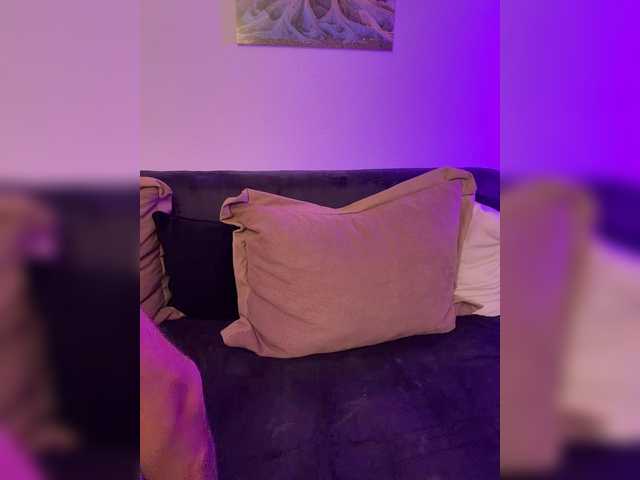Honeycouple live cam on BongaCams