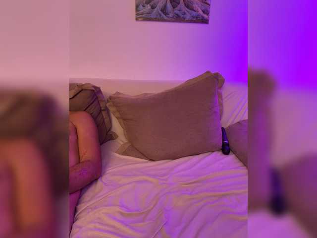 Honeycouple live cam on BongaCams
