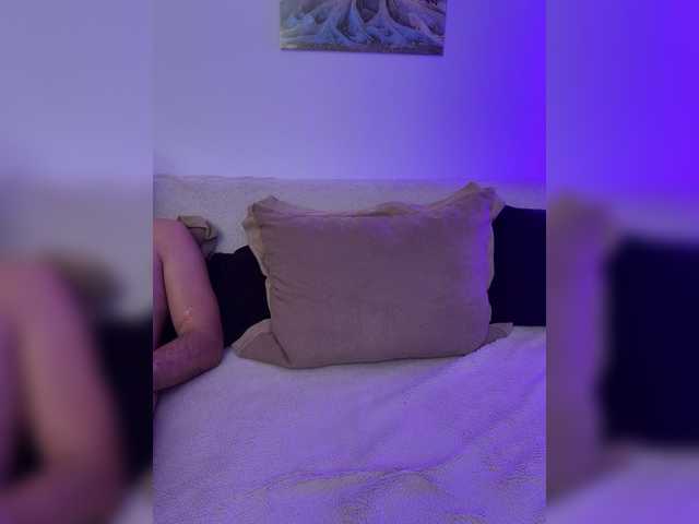 Honeycouple live cam on BongaCams