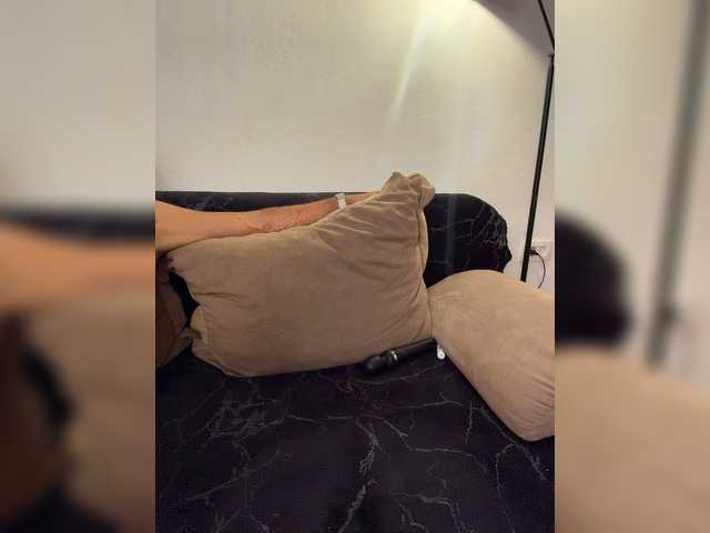 Honeycouple live cam on BongaCams