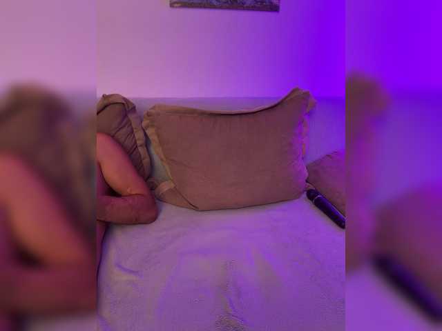Honeycouple live cam on BongaCams