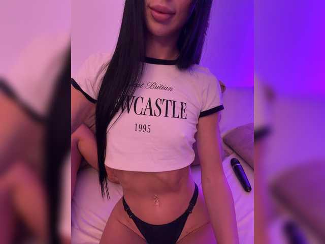 Honeycouple live cam on BongaCams