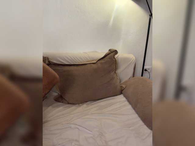 Honeycouple live cam on BongaCams