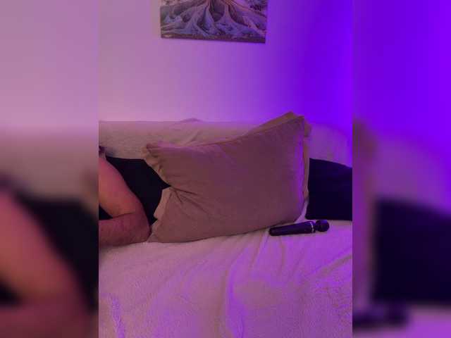 Honeycouple live cam on BongaCams