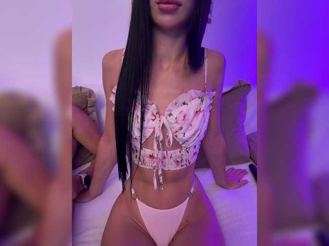 Honeycouple live cam on BongaCams