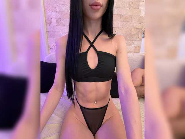 Honeycouple's BongaCams show and profile