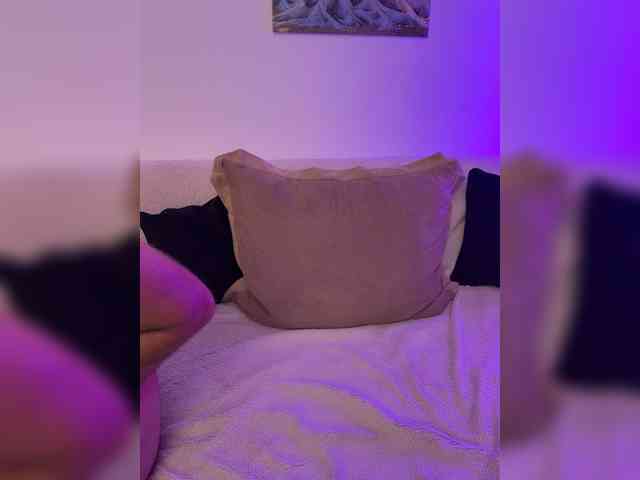 Ohhoney's cam show statistics and live stream