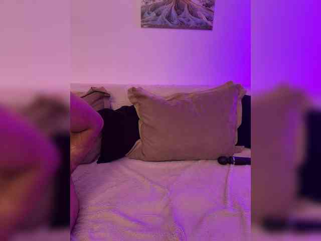 Honeycouple Live Webcam on BongaCams