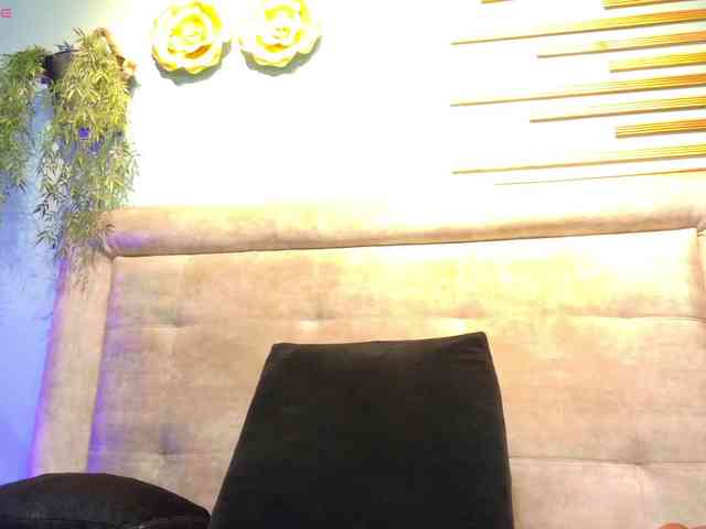 sofia-ebony webcam