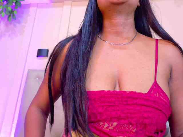 sofia-ebony webcam
