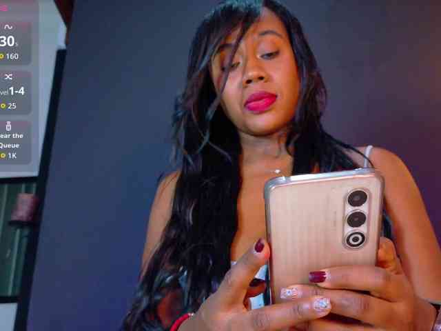 sofia-ebony webcam