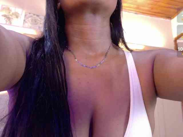sofia-ebony webcam